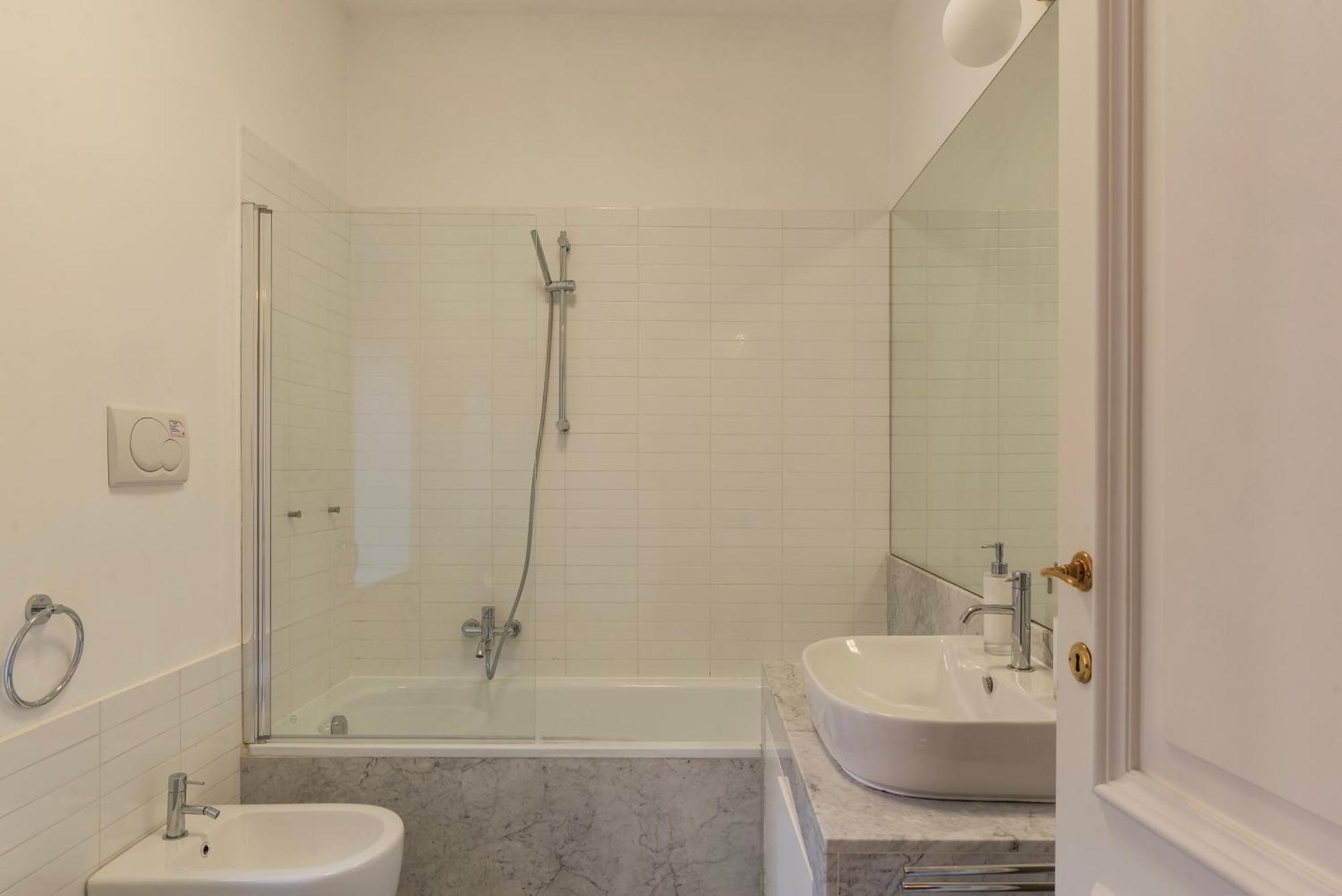 Apartamento Santa Maria Alle Fornaci - Fromhometorome Roma